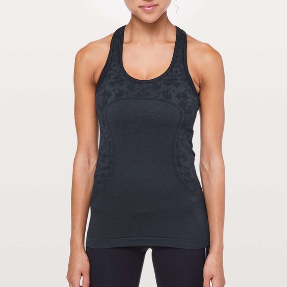 Lulu swiftly tech tank sz. 10 - Picture 7 of 7